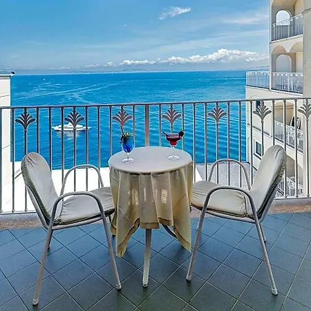 Grand Riviera
